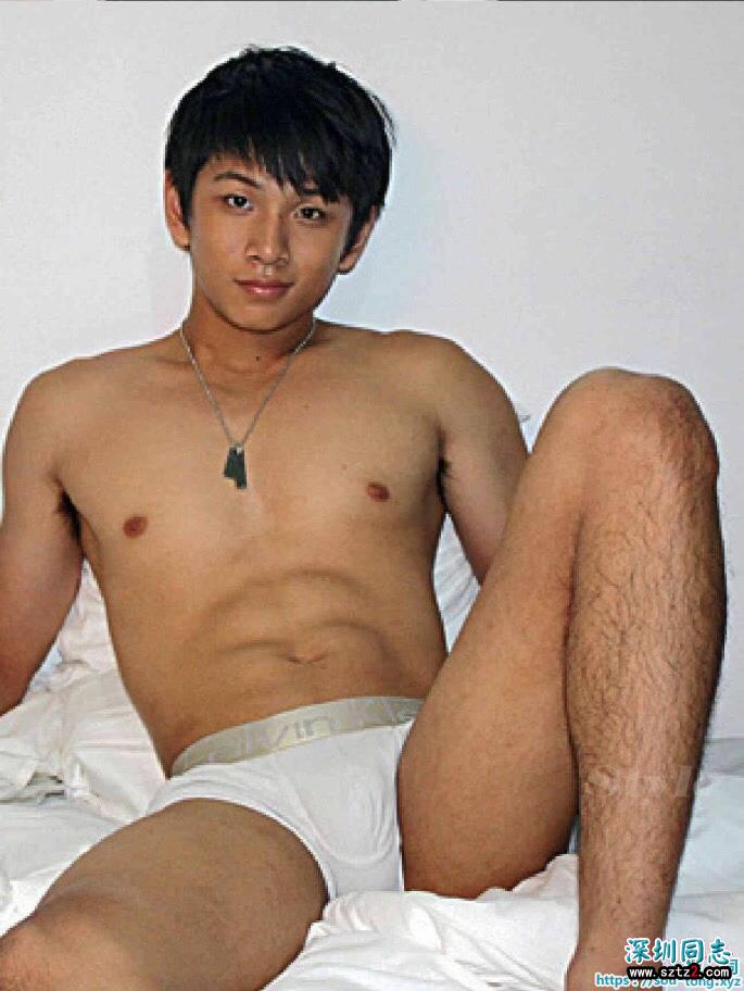 帅气有点萌的小帅哥写真