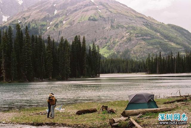 《断背山》:爱情无关性别 《断背山》:爱情无关性别